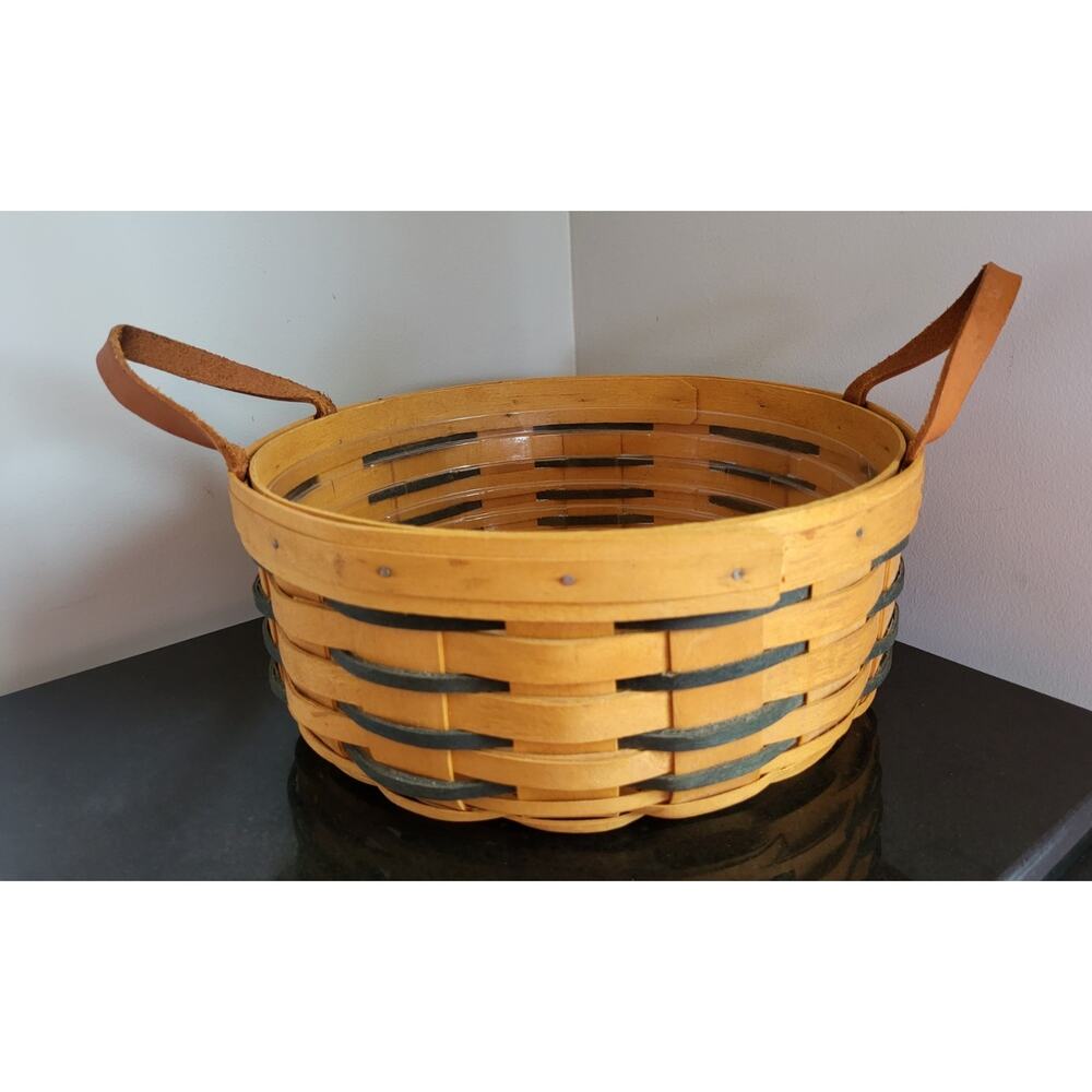 2000 Longaberger Basket Round Heartland Darning Basket 10"Rd x 4"H